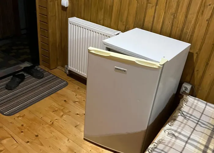 біля річки Πανδοχείο *