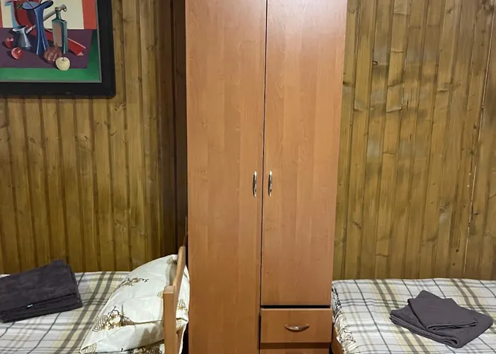 Πανδοχείο біля річки *