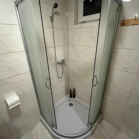 біля річки Inn