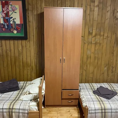 بيت ريفي біля річки *